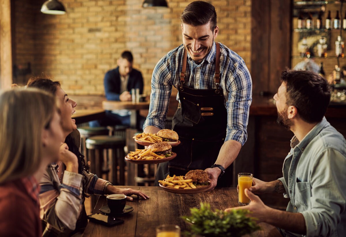 how many types of service in restaurant